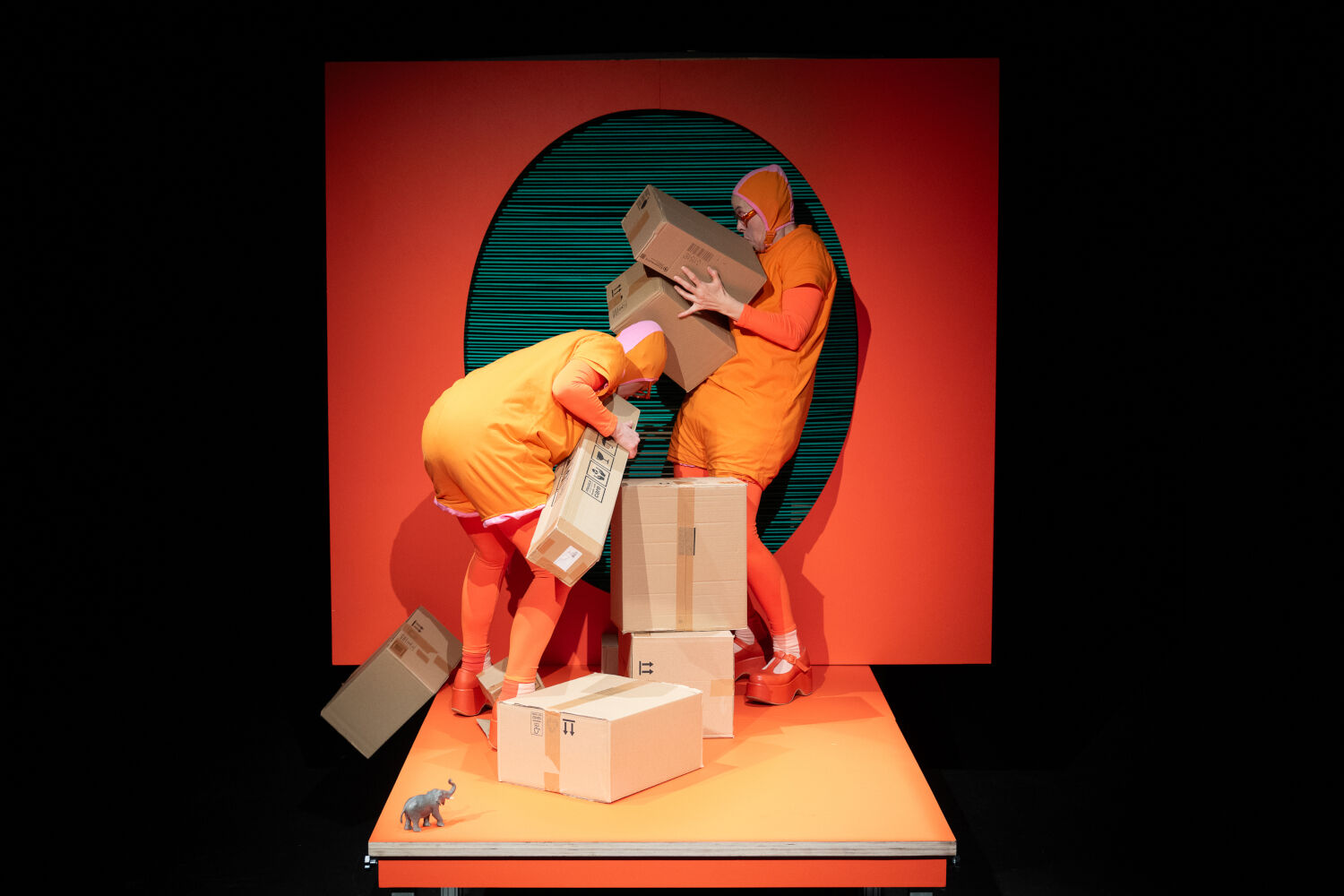 Wohin mit dem Elefanten_kCCo_5_c_St. BaraniakWEB.jpg 